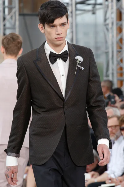 Look 84